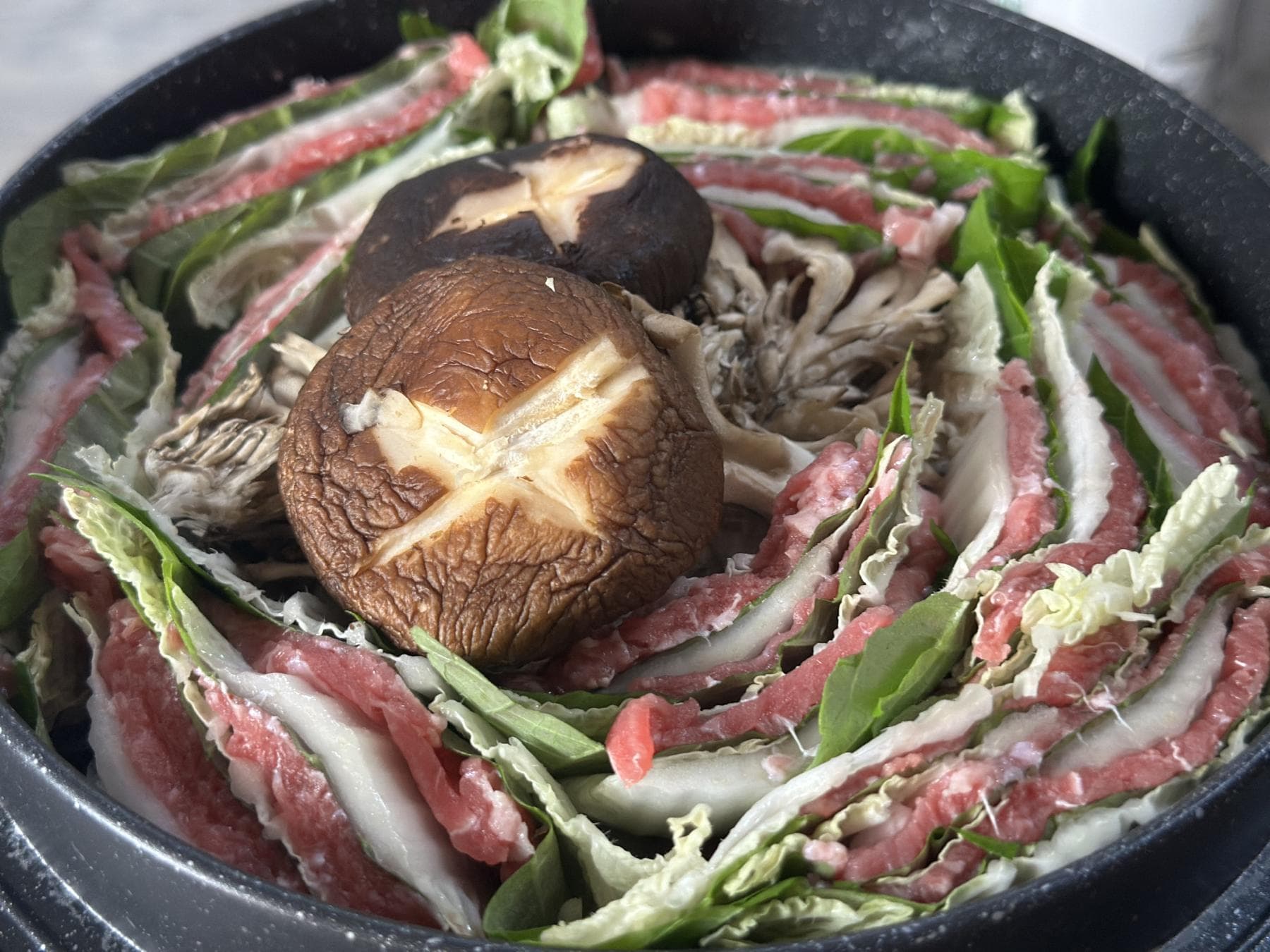 Mille-Feuille Nabe: A Cozy Japanese Hot Pot Perfect for Winter and Home gathering